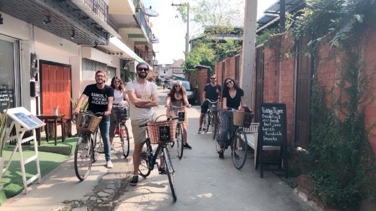 At Box Hostel Chiang Mai Exterior photo
